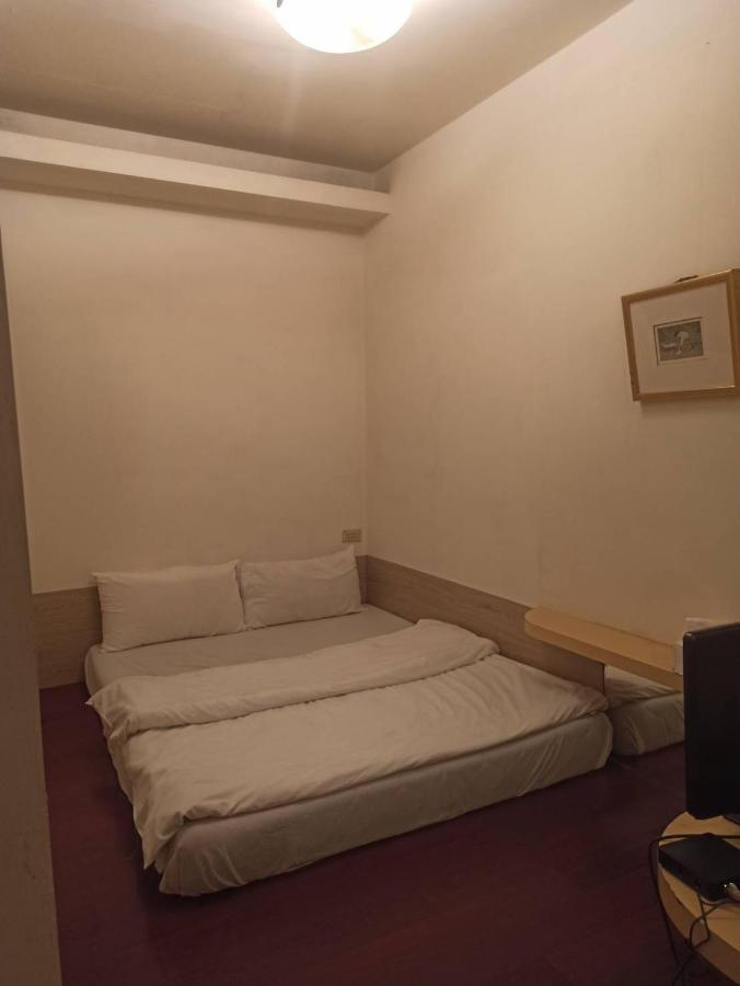 Hua Bin Hotel Yilan Екстер'єр фото